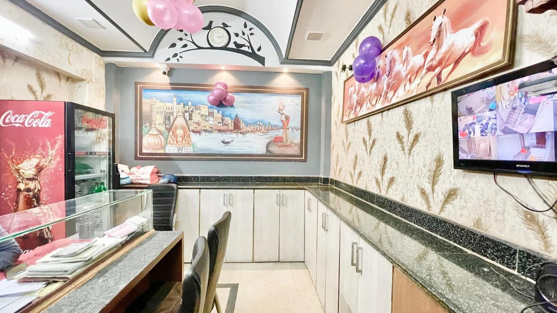 Hotel Akay Guest House ! Varanasi Fully Air Conditioned Room With Free Wifi, Near Shri Kashi Vishwanath Temple And Ganga Ghat India
